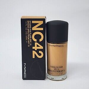 MAC Cosmetics Studio Fix Fluid Foundation SPF15, NC42